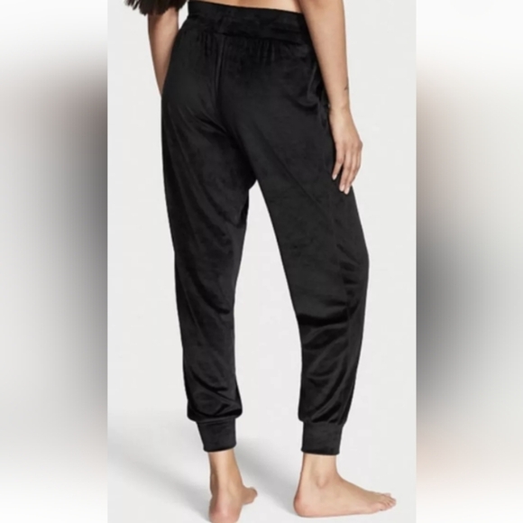 🆕 Victoria's Secret High Waist Velour Tracksuit Jogger, Large, Black, NWOT - Picture 4 of 15